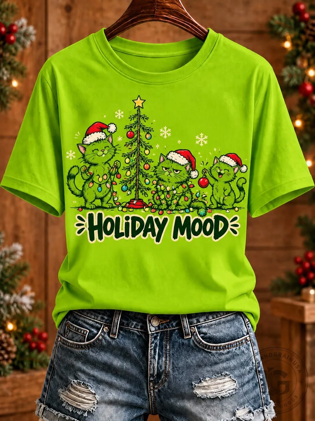 Holiday Mood Grumpy Cat Christmas Tree Lights Green T-Shirt