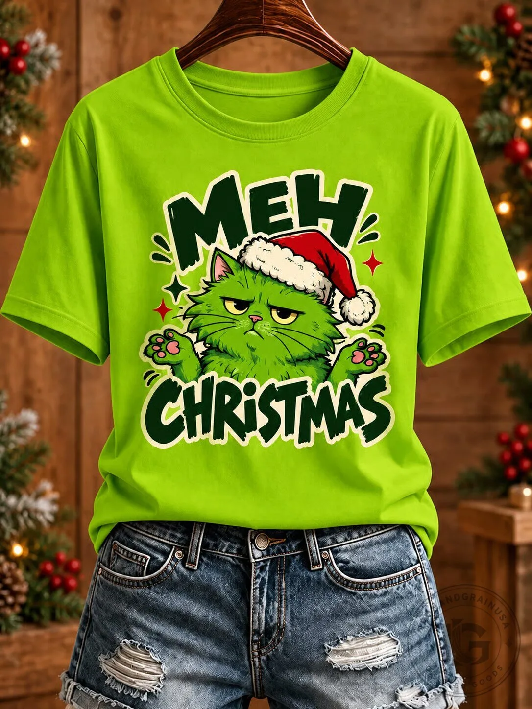 Grumpy Cat Meh Christmas Green Holiday T-Shirt for Women